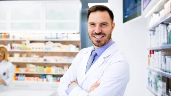 آیا با دوره تکنسین داروخانه میتوان سریع وارد بازار کار شد؟